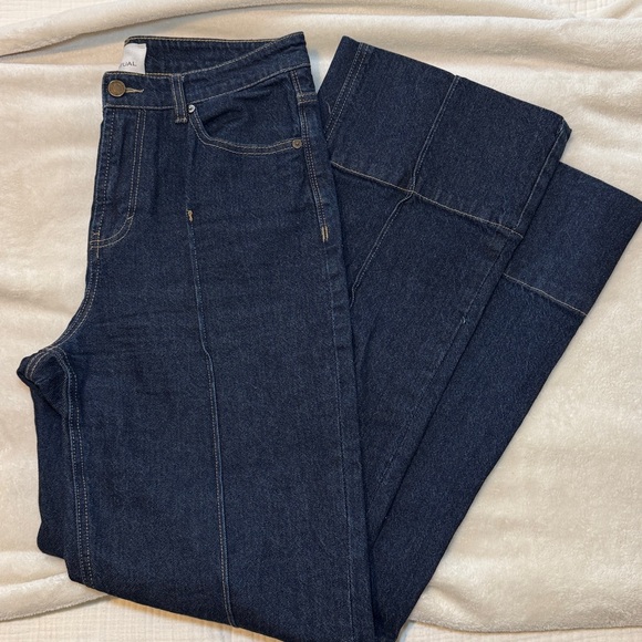 Habitual Denim - Habitual Wide Leg Jeans Size 6/28 Dark Wash